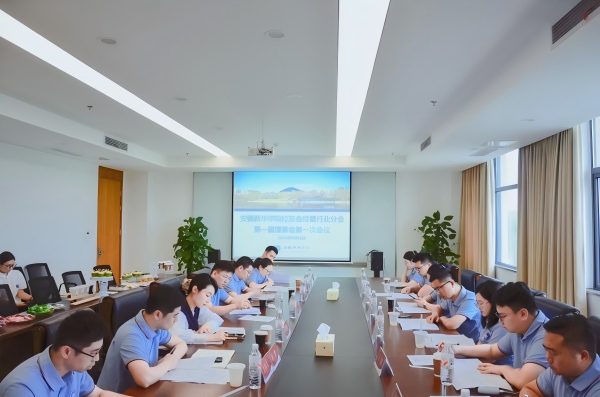 "C:\Users\王洁\Desktop\图片1600.jpg"